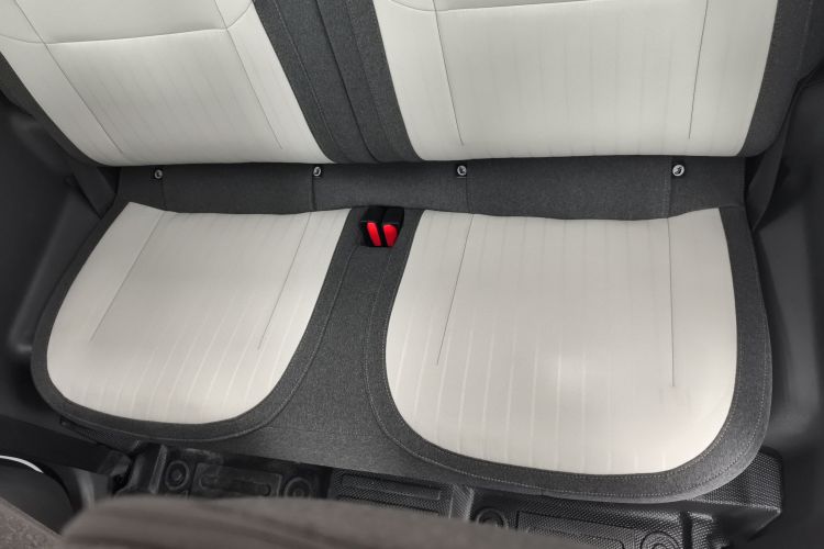 吉利银河 熊猫 2025款 210km 元气熊中控内饰21