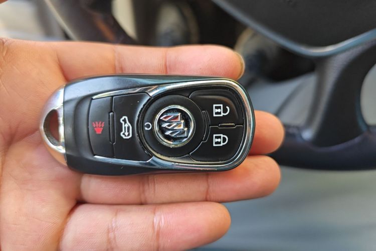 别克GL8 2022款 陆上公务舱 652T 豪华型中控内饰7001