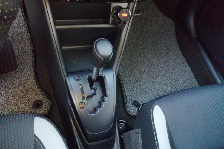 丰田 YARiS L 致炫 2020款 致炫X 1.5L CVT领先版中控内饰18