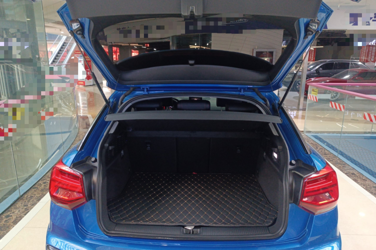 奥迪Q2L 2022款 35 TFSI 进取动感型局部细节23