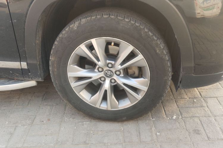 丰田 汉兰达 2018款 2.0T 四驱精英版 7座 国V车身外观10