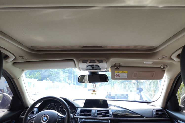 宝马3系 2018款 320Li 时尚型中控内饰22