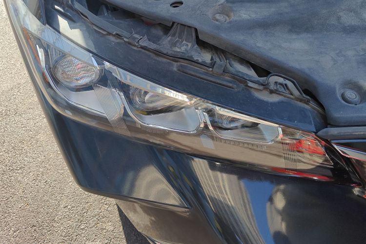 丰田 亚洲龙 2019款 2.0L 进取版 国VI车身外观8