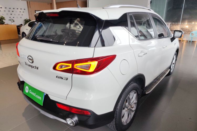 广汽传祺 传祺GS3 2017款 150N 自动精英版车身外观7