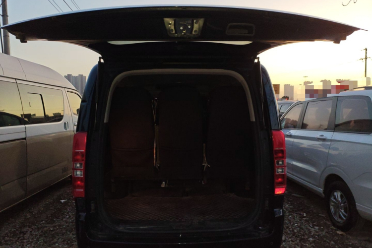 江淮瑞风 瑞风M3 2023款 PLUS 1.8L 9座智联版机舱底盘23