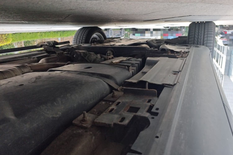 保时捷 2016款 Cayenne Platinum Edition 3.0T局部细节9003