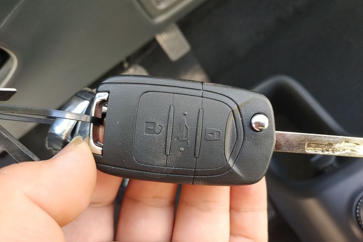 五菱汽车 五菱之光新能源 2025款 305km 进取型中控内饰7001