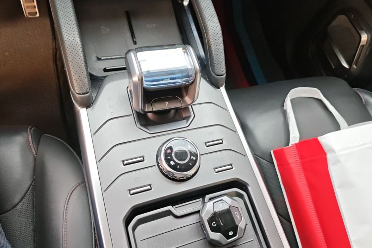 捷途山海 捷途旅行者C-DM 2024款 C-DM 129KM 林野版中控内饰18