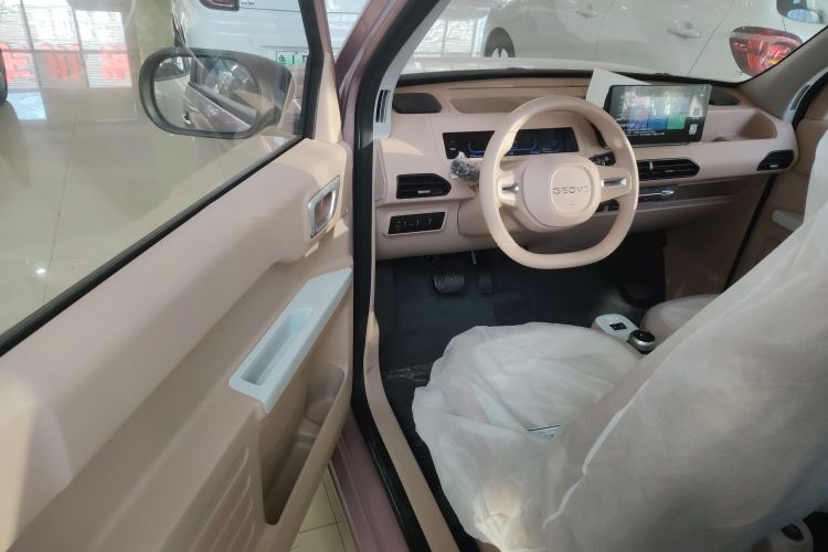 吉利银河 2024款 熊猫mini 200km 耐力熊中控内饰20