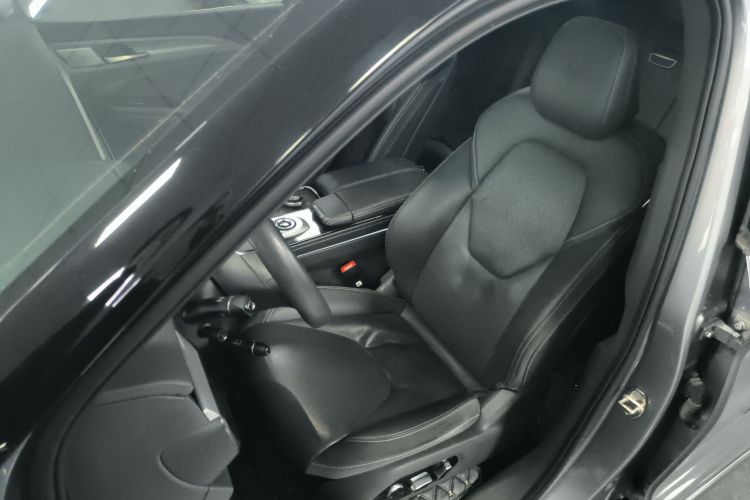 ARCFOX极狐 极狐 阿尔法T(ARCFOX αT) 2022款 653S+ 160kW中控内饰19