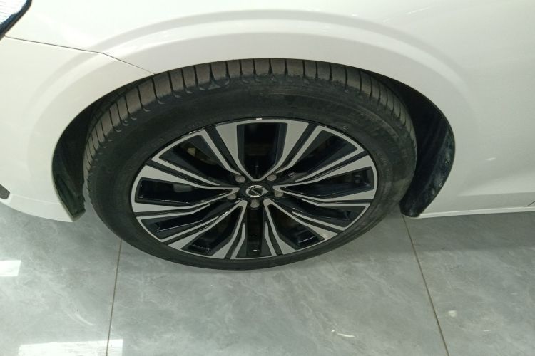 沃尔沃S60 2024款 B4 智远豪华版车身外观6007