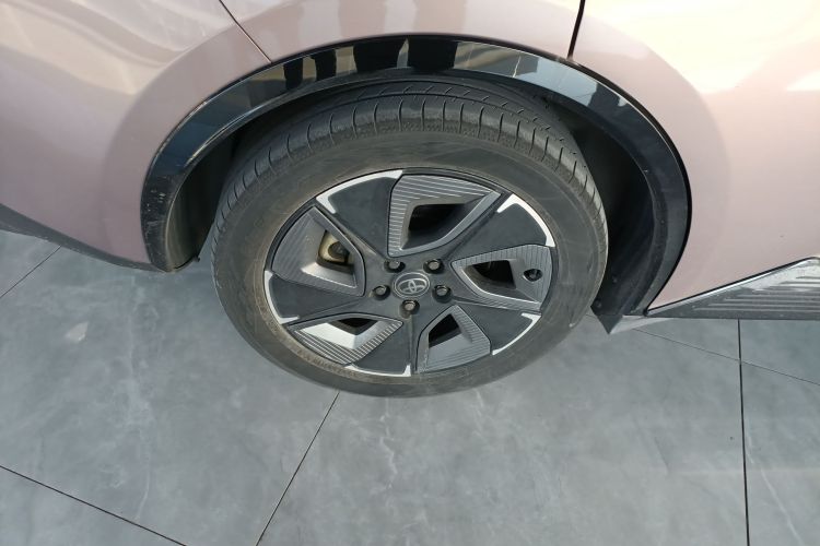 丰田bZ3 2023款 616km 长续航Premium车身外观6008