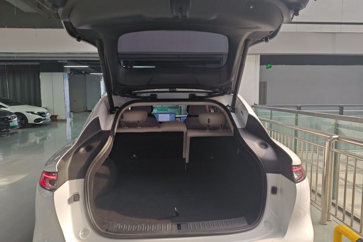 智己汽车 智己LS6 2026款 纯电 Max机舱底盘23