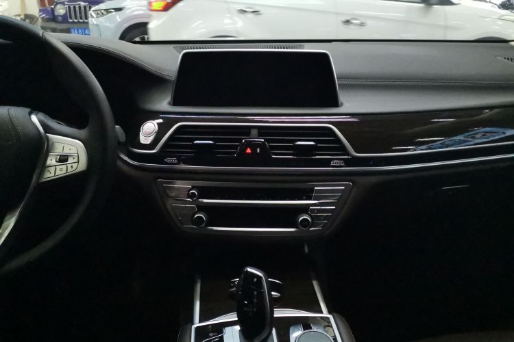 宝马7系 2021款 730Li 豪华套装局部细节16