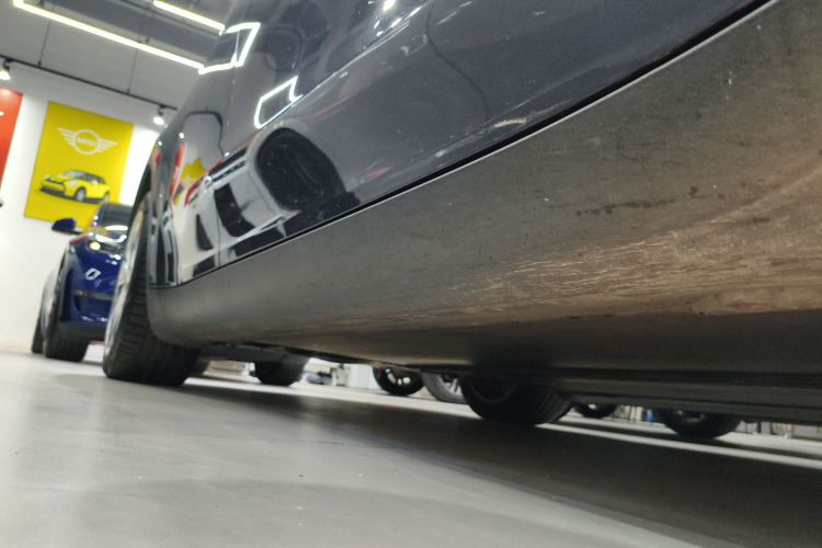 特斯拉 Model Y 2022款 改款 后轮驱动版局部细节9001