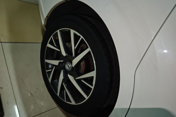 东风风神 奕炫 2020款 230T 自动炫酷版车身外观56