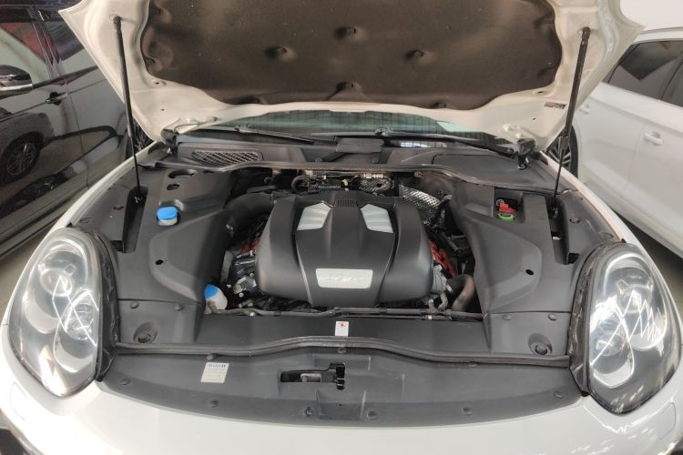 保时捷 2016款 Cayenne Platinum Edition 3.0T局部细节24