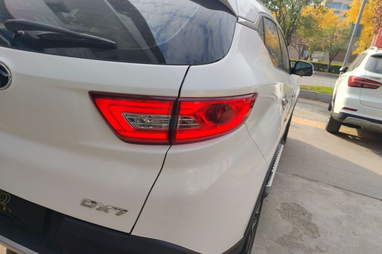 东南DX7 2018款 1.5T 自动豪华型车身外观9