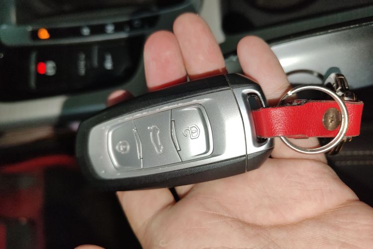 吉利汽车 博越 2018款 1.8TD 自动两驱智联型4G互联版中控内饰7001