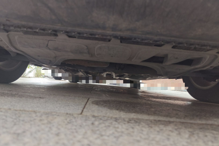 大众 帕萨特 2013款 1.8TSI DSG尊荣版局部细节9008