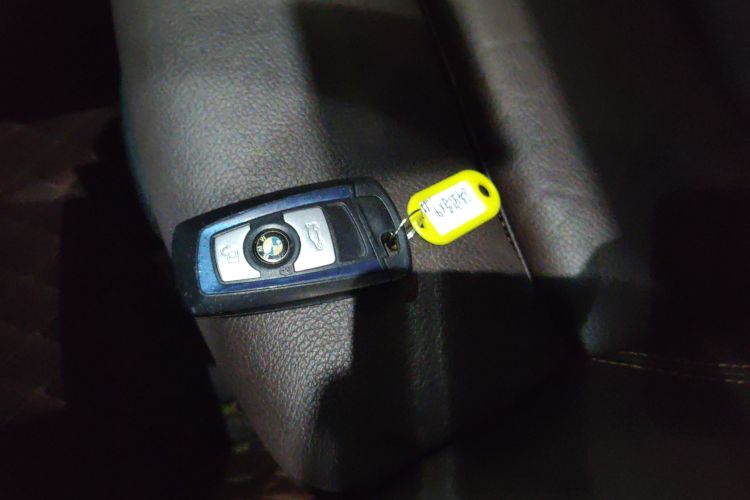 宝马X4 2016款 xDrive20i M运动型中控内饰7001