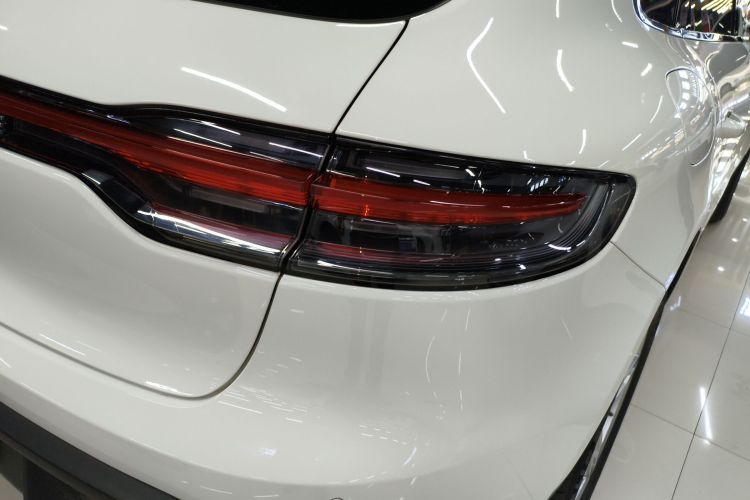 保时捷 2024款 Macan 2.0T车身外观9