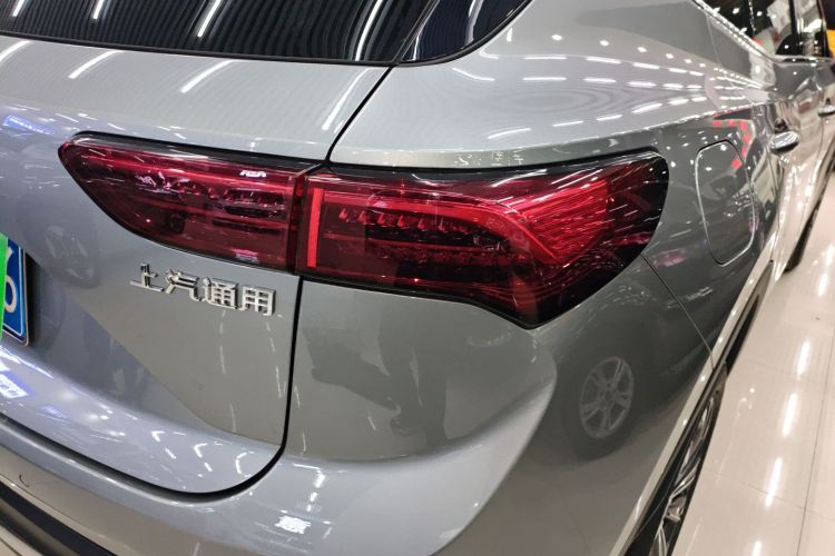 别克 昂科威 2025款 25T 进享白金版车身外观6006