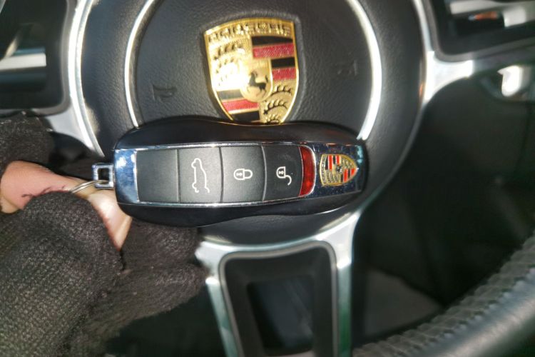 保时捷 2017款  Macan 2.0T中控内饰11