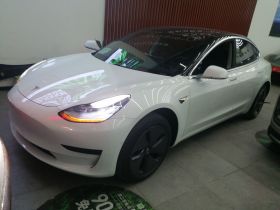 特斯拉 Model 3(进口) 2019款 标准续航后驱升级版(60度)