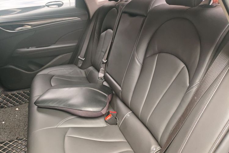 别克 君越 2020款 652T 豪华型中控内饰7004