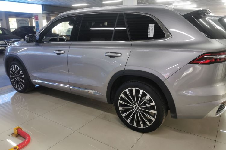 吉利汽车 星越L 2025款 东方曜 2.0TD 自动揽星版车身外观4