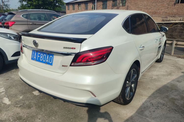 名爵 MG6 2019款 20T 自动运动版车身外观7