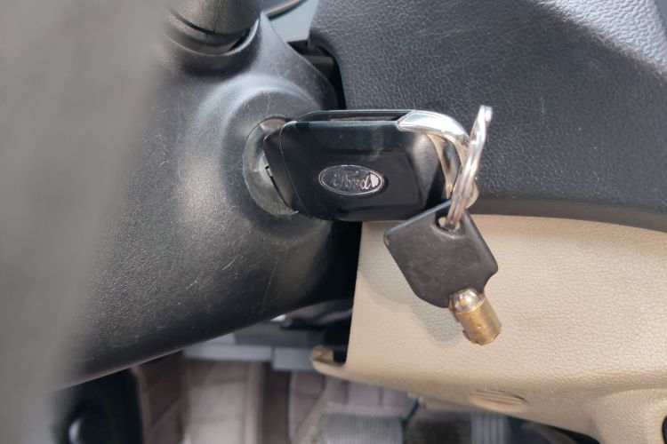 福特 福睿斯 2015款 1.5L 自动舒适型中控内饰11