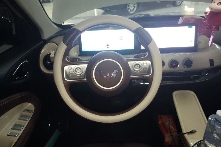 五菱汽车 五菱缤果 2025款 333km 灵犀互联款中控内饰13