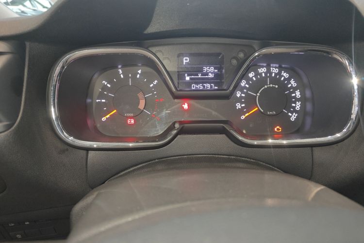 雪铁龙 C4世嘉 2018款 1.6L 自动豪华型局部细节14