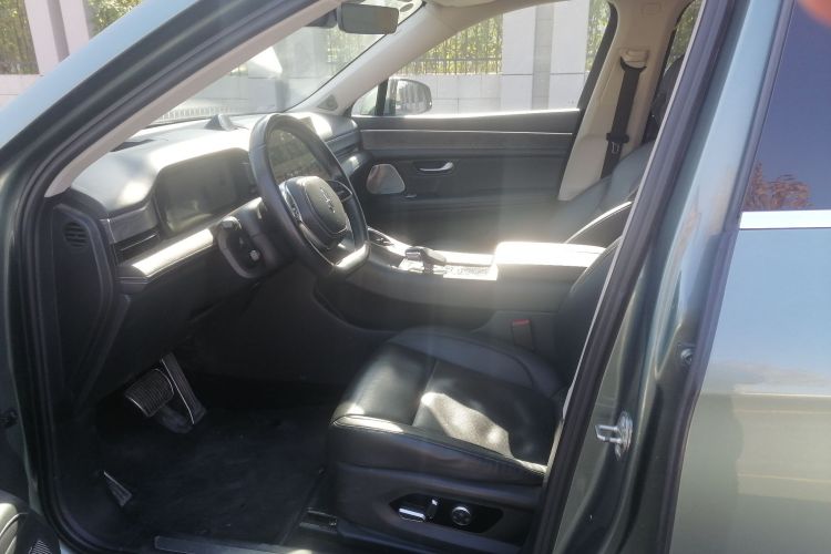 鸿蒙智行 问界M5 2022款 增程四驱性能版中控内饰19