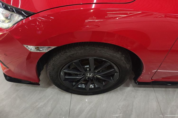 本田 思域 2021款 HATCHBACK 220TURBO CVT新锐控车身外观6007