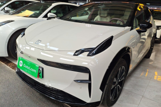 极氪X 2025款 四座后驱魔方版