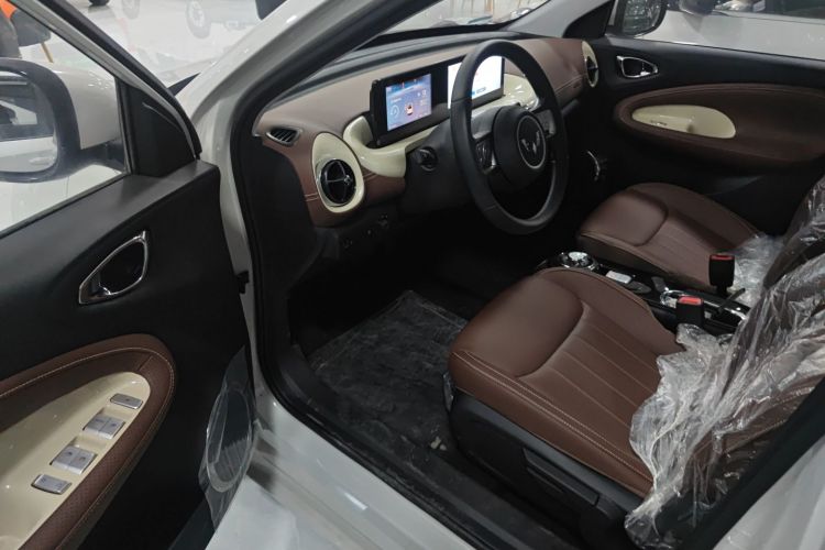 五菱汽车 五菱缤果 2024款 333km 悦享款中控内饰7003