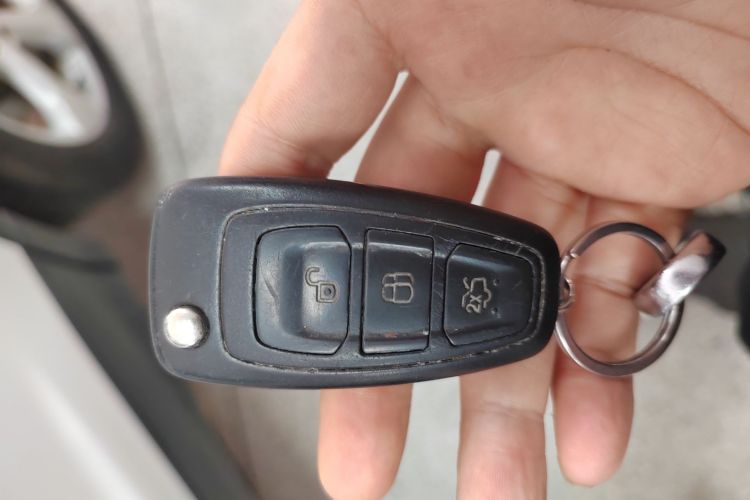 福特 翼虎 2018款 EcoBoost 180 两驱铂翼型中控内饰11