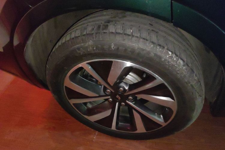 理想汽车 理想ONE 2021款 增程6座版车身外观6003