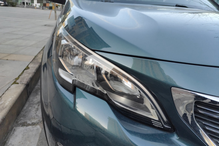 标致5008 2017款 350THP 7座无界版车身外观8