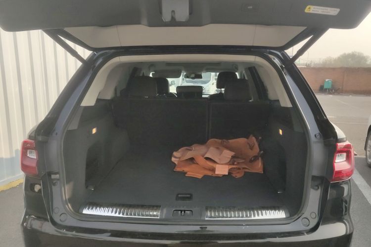 红旗HS7 2019款 3.0T 自动四驱智联旗享版局部细节23