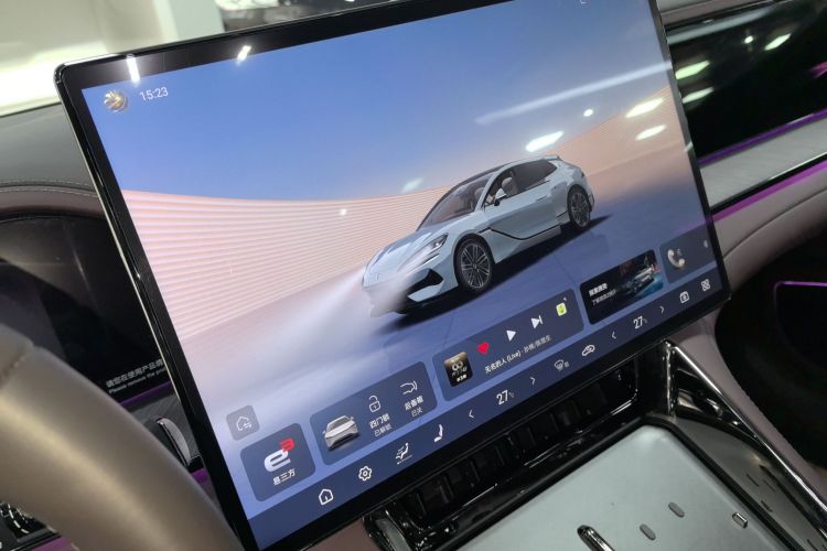 腾势Z9GT 2024款 1100四驱Ultra版中控内饰16