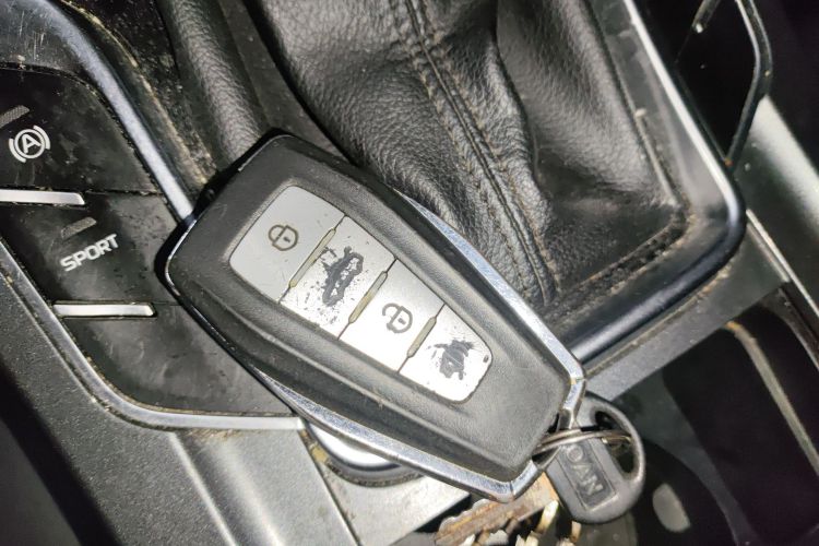 吉利汽车 帝豪 2019款 领军版 1.5L CVT向上互联型 国VI中控内饰11