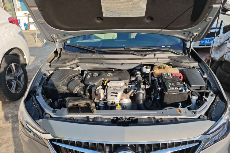 别克 英朗 2018款 15T 手动进取型 国V机舱底盘24