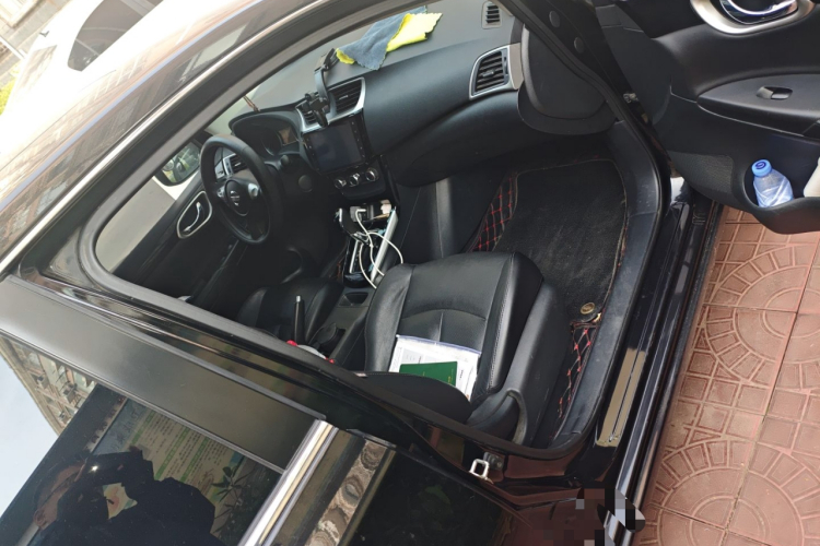 日产 轩逸 2016款 1.6XV CVT智享版局部细节9005