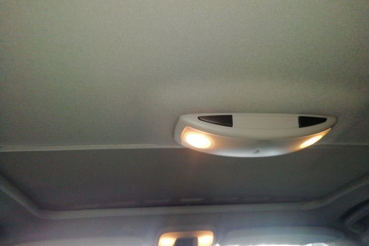 沃尔沃V60 2014款 T5 智逸版中控内饰22