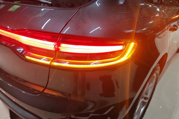 保时捷 2024款 Macan 2.0T车身外观9