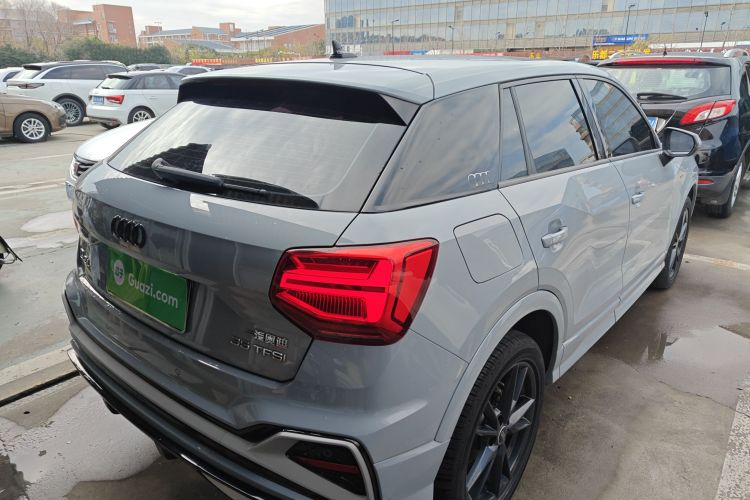 奥迪Q2L 2022款 35 TFSI 进取动感型车身外观6005
